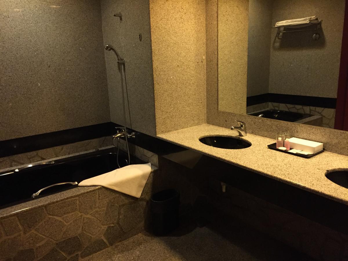 ג'והור בהרו Austin Heights Golf & Hotel Resort מראה חיצוני תמונה