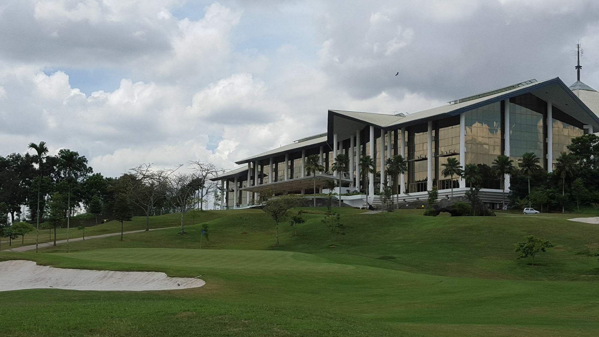 ג'והור בהרו Austin Heights Golf & Hotel Resort מראה חיצוני תמונה
