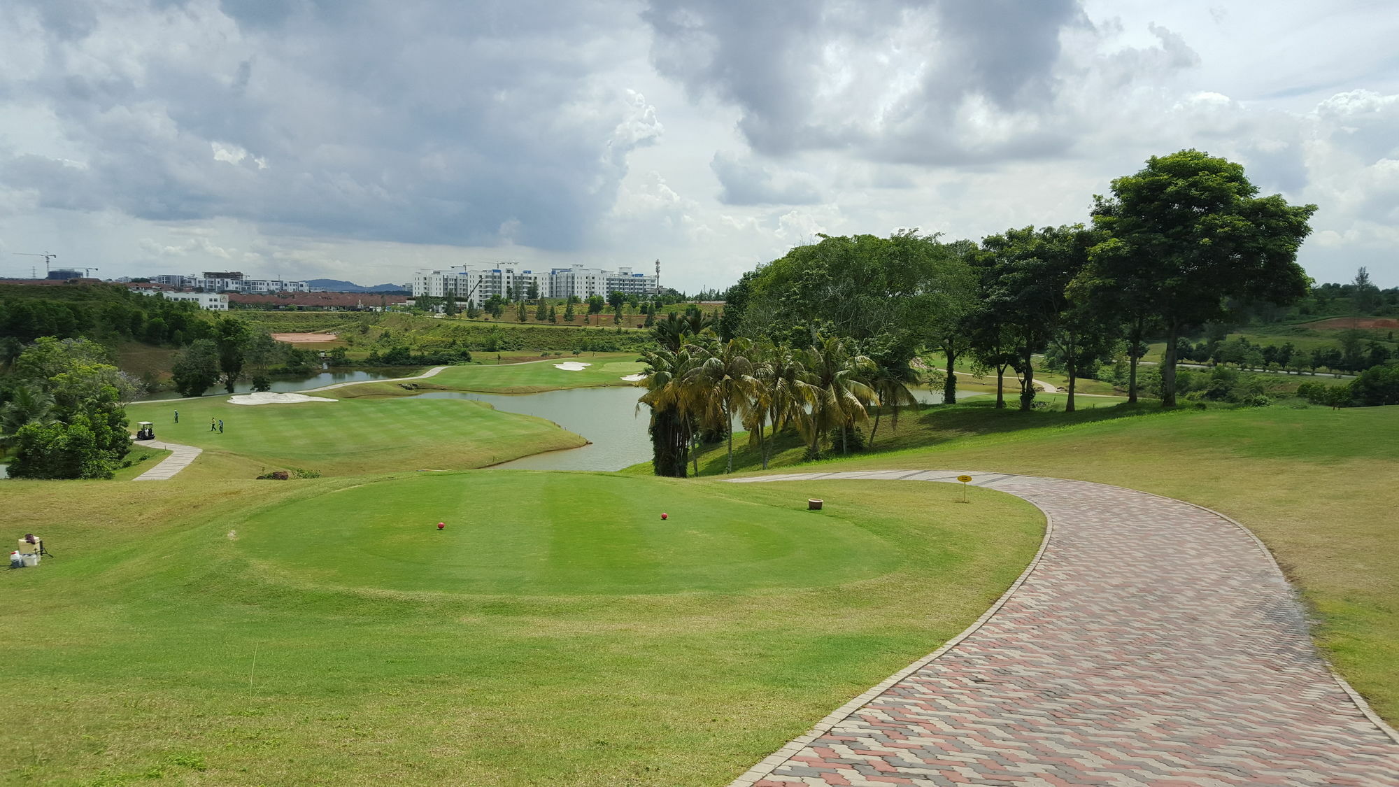 ג'והור בהרו Austin Heights Golf & Hotel Resort מראה חיצוני תמונה